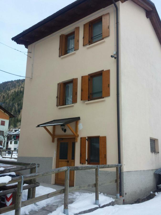 Casa Alpina Sacro Cuore Canale d'Agordo Luaran gambar