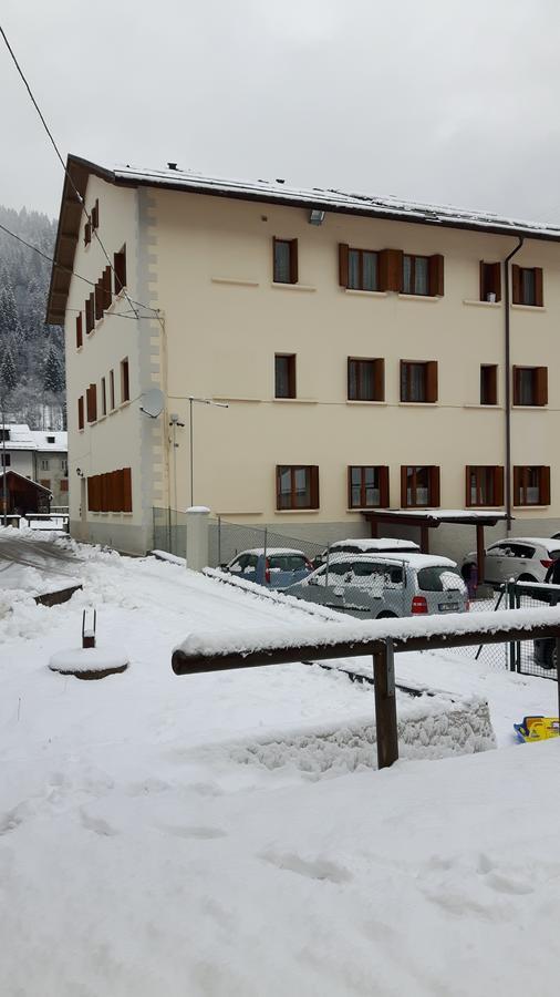 Casa Alpina Sacro Cuore Canale d'Agordo Luaran gambar